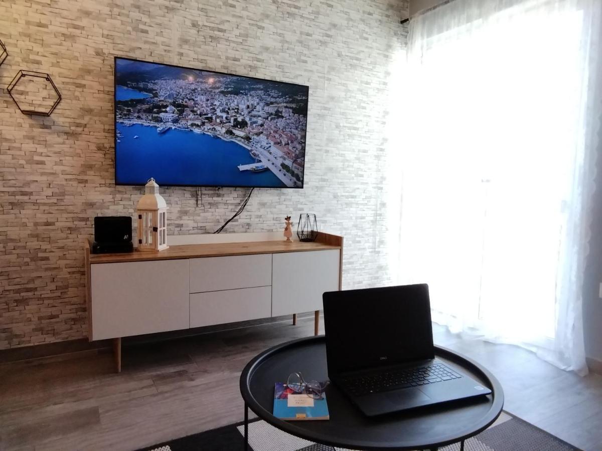 ホテル Apartman Komadina マカルスカ エクステリア 写真